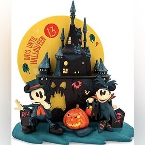 Disney Halloween countdown figure Mickey and Minnie NWT